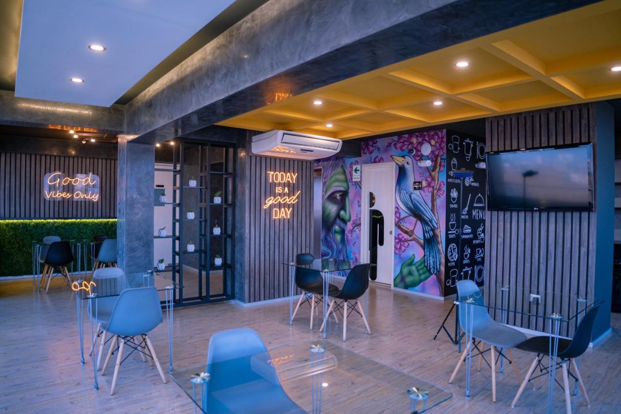 Awqa Hoteles - Sede Natasha Trujillo Exteriér fotografie